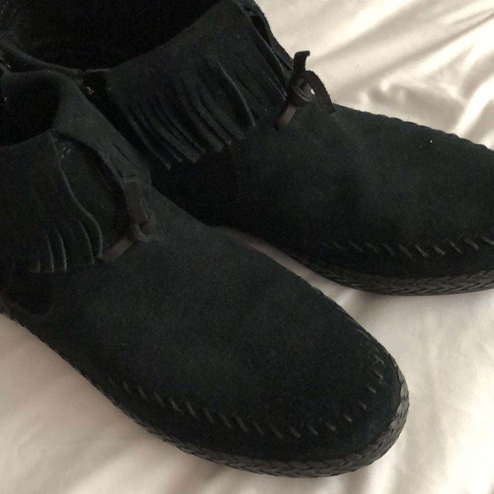 Ugg Women's Kennadi Ankle Boot, New with Box
